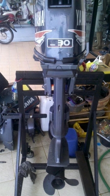 เครื่องยามาฮ่า 30แรงม้า 2สูบ1คาบู หางสั้น17นิ้ว 28500บาท