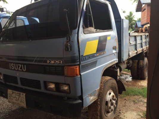 ขายหกล้อดั้ม isuzu 115 แรง เหมา 3 คัน ลดเหลือ 1200000