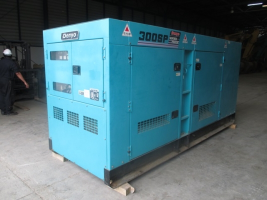 ขายเครื่องปั่นไฟ DENYO DCA-300SPK2 #3714579 สภาพสวยพร้อมใช้ ติดต่อ อำพล 090-9694506, 080-3031241