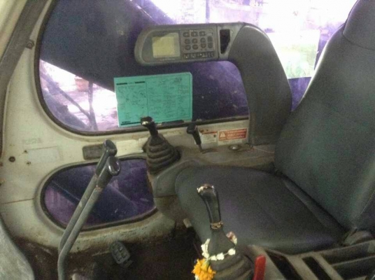 ขายรถแบกโฮโกเบ SK200 รุ่นมาร์คไฟ้ส