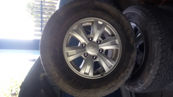 คอนโซนกลางไทรทัน