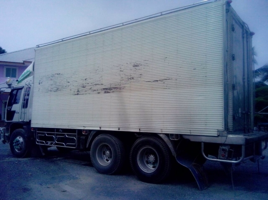 ขาย10ล้อตู้เย็นยาว6.30ม ฮีโน่สิงห์ไฮเทค 195แรง 880,000บาท