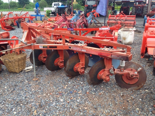 ตราช้าง 4x22" สภาพเดิมๆสีเดิม ใส่ 45-49 แรงครับ