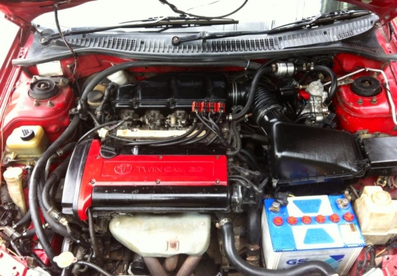 mazda 323 ตาหยี่ เครื่อง 4a20v ตัวเเรง แก็สหัวฉีด