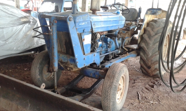 ขายฟอร์ดT1พร้อมอุปกรณ์ ดันหน้า หาง3 CMT