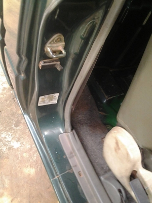 ISUZU DRADON 2.5TURBO ปี43 สีเดิมซีดยังไม่เคยทำสี ภายในสวย ISUZU DRADON 2.5TURBO ปี43 สีเดิมซีดยังไม่เคยทำสี ภายในสวย