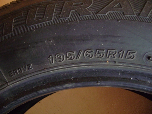 ขายยาง\% 2010 ยาง 195-ุ65-15 วิ่งใช้งานไป50000กว่าโล ขายยาง\% 2010 ยาง 195-ุ65-15 วิ่งใช้งานไป50000กว่าโล