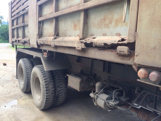 ขายรถ10ล้อดั้ม HINO FM3HNLA เครื่อง 195 แรงม้า สนใจโทร 081-9701072