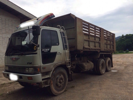 ขายรถ10ล้อดั้ม HINO FM3HNLA เครื่อง 195 แรงม้า สนใจโทร 081-9701072