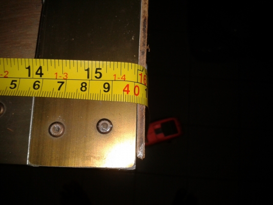 ขายตู้โชว์ขอบอลูมิเนียมความสูง 100 เซ็นใบละ 1300 มี 6 ใบ