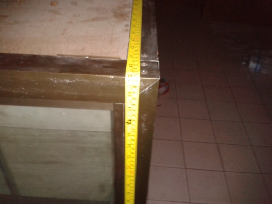 ขายตู้โชว์ขอบอลูมิเนียมความสูง 100 เซ็นใบละ 1300 มี 6 ใบ