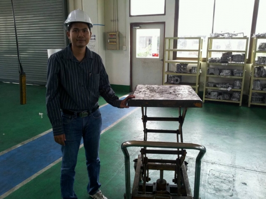 Table Lift รถเข็นยกสูงได้  รับน้ำหนักได้ 500 Kg. (จำนวน 14 คัน)