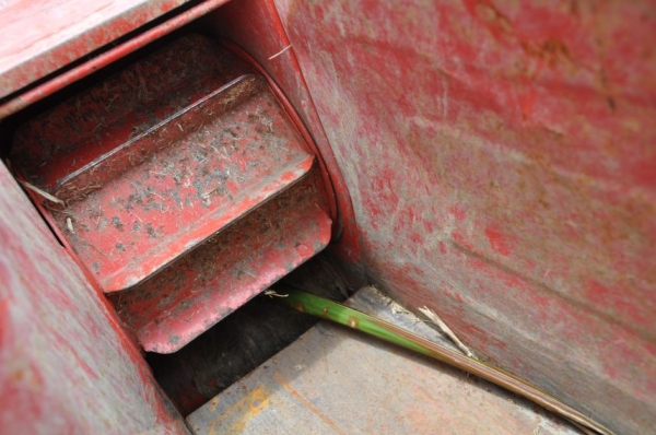 ขายเครื่อง สับ ย่อย กิ่งไม้ เครื่องดีเซลYANMAR นำเข้าญี่ปุ่นยังไม่เคยใช้งานในไทย 23,000เท่านั้น!!