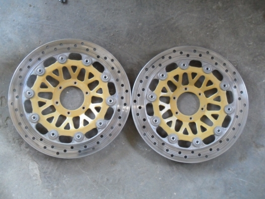 อะหลั่ย CB400 มากมายหลายอย่าง ส่งได้ทั่วไทยครับ อะหลั่ย CB400 มากมายหลายอย่าง ส่งได้ทั่วไทยครับ