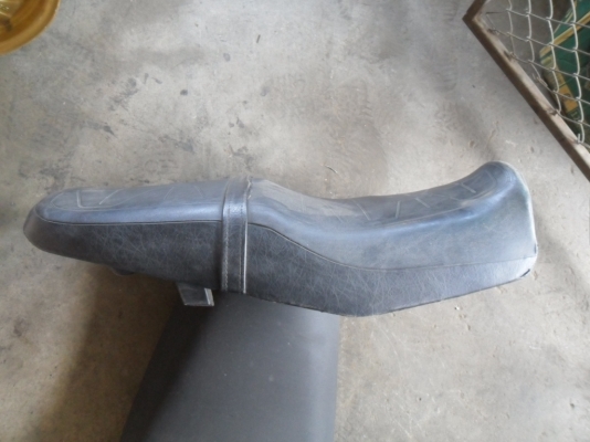 อะหลั่ย CB400 มากมายหลายอย่าง ส่งได้ทั่วไทยครับ อะหลั่ย CB400 มากมายหลายอย่าง ส่งได้ทั่วไทยครับ