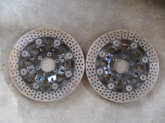 อะหลั่ย CB400 มากมายหลายอย่าง ส่งได้ทั่วไทยครับ อะหลั่ย CB400 มากมายหลายอย่าง ส่งได้ทั่วไทยครับ