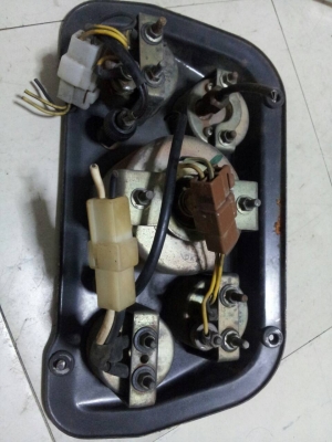 เรือนไมล์จิ๊ปสวยๆๆ มี 2 อัน เรือนไมล์จิ๊ปสวยๆๆ มี 2 อัน