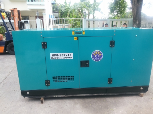 ขาย เครื่องปั่นไฟพร้อมตู้เก็บเสียง 80KVA