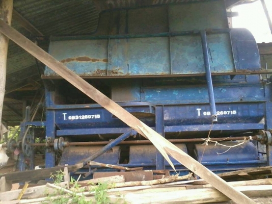 **160,000 บ.ต่อรอง**!!ซื้อ1แถม1 !! ขาย6ล้อ85แรงพร้อมตู้นวดข้าว8ฟุต ISUZU TL85 เครื่องเดิมเกียร์เดิม เครื่อง85แรงฝาขาว เครื่องดี แน่นดี ใช้ได้ สตาร์ทติดง่าย แรงดี เกียร์ แปลงเกียร์สั้น(สาย)แล้ว เข้าง่าย ไม่หลุด ช่วงล่างเดิม คัสซีดี ใช้ได้ มีตามดบ้าง ได้เดิ