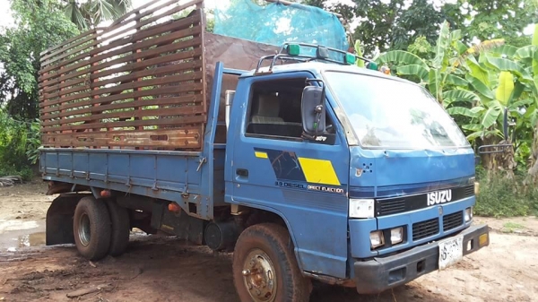 **430,000 บ.ต่อรอง**ขาย6ล้อ115 ยอดนิยม ISUZU NPR59LU5M แก้มเหลือง ห้างแท้ เกียร์สั้น ปี36 วางเครื่อง 4HF1-120ฝาขาว(ลงเล่ม) เครื่องแรง แน่นดี แห้งดี ลุยดี เกียร์เดิม เกียร์สั้น เข้าง่ายไม่หลุด ช่วงล่าง คานหน้าเดิม6น็อต เฟืองท้าย Fแล้ว คัสซีสวยเดิม ไม่ปะไม่