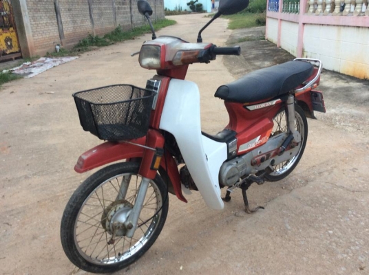 ดรีมคุรุสภาสีแดงทะเบียนโอนภาษี57สภาพเดิมขายถูกๆ11800บาท