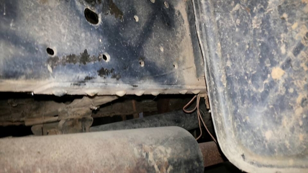 **399,000 บ.ต่อรอง**ขาย6ล้อ115 ยอดนิยม ISUZU NPR JAANPR59LL 4BD1-115HP กรองดำ เกียร์สั้น ห้างแท้ ปี34 เครื่องเดิมเกียร์เดิม 4BD1-115ฝาดำ เครื่องดี แน่นดี สตาร์ทติดง่าย เกียร์สั้นเดิม เข้าง่ายไม่หลุด ช่วงล่างใหญ่ Fหน้า-หลัง คัสซีดี เดิม มีตามดบ้าง ช่วงปลาย