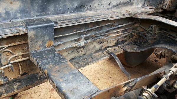 **1,420,000 บ.ต่อรอง**ขาย10ล้อ2เพลาดั้ม "นางฟ้า240" ISUZU ROCKY FXZ23NFPF-R 6SD1-240HP นางฟ้าแท้ ปี39(จดใหม่ปี44) เครื่องเดิมเกียร์เดิม เครื่อง6SD1-240แรง แห้งๆ แน่นๆ แรงดี ไม่เยิ้ม เกียร์เดิม แห้งดีไม่มีหลุด ไม่มีหอน ช่วงล่างเดิม คัสซีสวยเดิม ไ