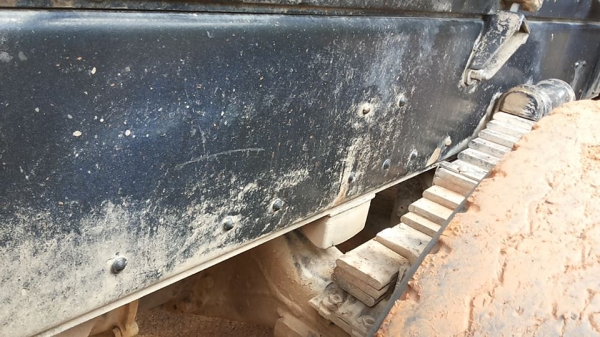 **1,420,000 บ.ต่อรอง**ขาย10ล้อ2เพลาดั้ม "นางฟ้า240" ISUZU ROCKY FXZ23NFPF-R 6SD1-240HP นางฟ้าแท้ ปี39(จดใหม่ปี44) เครื่องเดิมเกียร์เดิม เครื่อง6SD1-240แรง แห้งๆ แน่นๆ แรงดี ไม่เยิ้ม เกียร์เดิม แห้งดีไม่มีหลุด ไม่มีหอน ช่วงล่างเดิม คัสซีสวยเดิม ไ