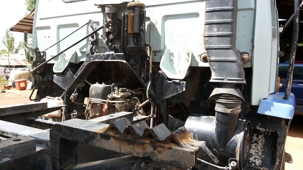 **1,420,000 บ.ต่อรอง**ขาย10ล้อ2เพลาดั้ม "นางฟ้า240" ISUZU ROCKY FXZ23NFPF-R 6SD1-240HP นางฟ้าแท้ ปี39(จดใหม่ปี44) เครื่องเดิมเกียร์เดิม เครื่อง6SD1-240แรง แห้งๆ แน่นๆ แรงดี ไม่เยิ้ม เกียร์เดิม แห้งดีไม่มีหลุด ไม่มีหอน ช่วงล่างเดิม คัสซีสวยเดิม ไ