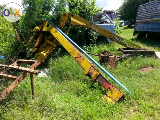 ขายเครนTADANO 3ตัน ขายตามสภาพ ไม่มีสลิง สนใจโทร 090-8588220คุณนะ ID:narong498 หรือ www.truck.in.th/498