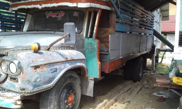 ขาย250000บาทหกล้อหัวยาว เครื่องISUZU145 แรง6bb เกียร์ร็อก สโลกลาง เฟืองท้ายฟูโซ ยางดี คัชชีสวย ทะเบียนพร้อม