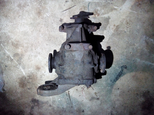 ขายเฟืองท้ายbmw e30 e36 ทด3.9ขาย2500