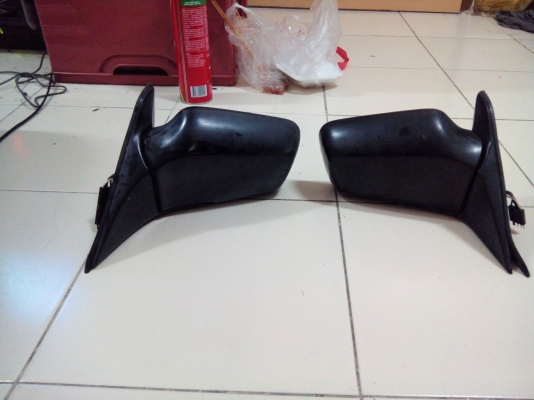 ขายกระจกมองข้างปรับไฟฟ้า BMW E30มี1คู่ 1000 ขายกระจกมองข้างปรับไฟฟ้า BMW E30มี1คู่ 1000