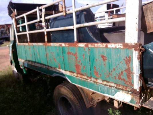 ขายหกล้อเล็กโตโยต้า ขายหกล้อเล็กโตโยต้า