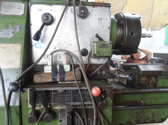แท่นกลึง 5 ฟุต 2 เพลา เกียร์บล็อก พร้อมใช้งาน 58,000