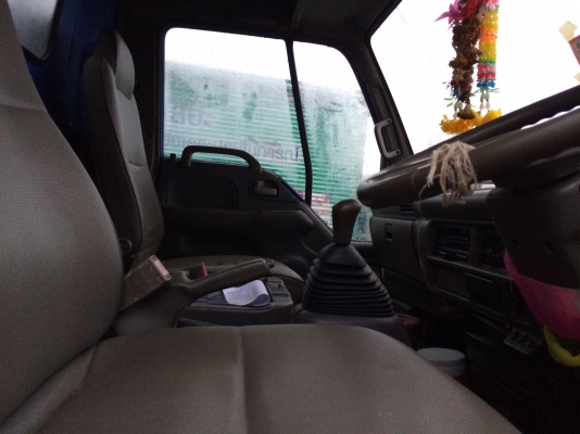 ขาย ISUZU NRR ประกอบนอกทั้งคัน เครื่อง 6HH1 195แรง  EURO2 รถสูง 1.80เมตร ยาว5เมตร ทะเบียนพร้อม