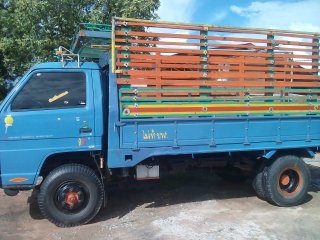 ขาย 6 ล้อ อิซูซุ NPR หน้าเอฟหลังเอฟเกียร์ร็อค ขาย 6 ล้อ อิซูซุ NPR หน้าเอฟหลังเอฟเกียร์ร็อค