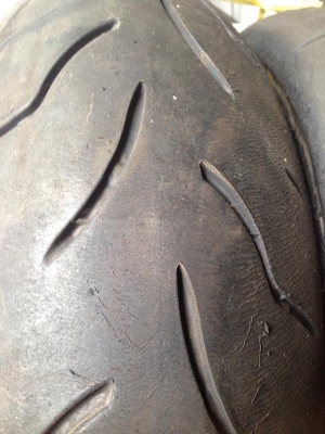 ยางบิ๊กไบค์ 160/60/17 -170/60/17-180/55/17 -190/50/17 -190/55/17 -200/60/17 - 240/45/17 ยางบิ๊กไบค์ 160/60/17 -170/60/17-180/55/17 -190/50/17 -190/55/17 -200/60/17 - 240/45/17