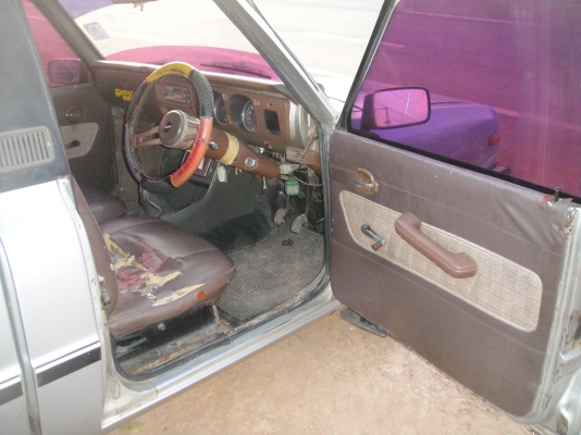 ขายมาสด้า 1300 สีเทา ทะเบียนเต็มพร้อมโอน