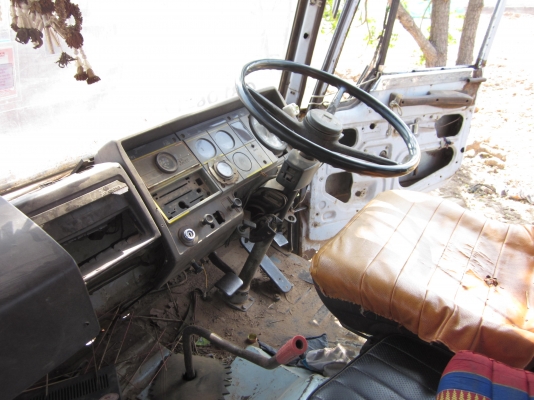 ขายสิบล้อ 2 เพลาท้ายลาด HINO FM18 เครื่อง 285 turbo inter coollor ลากแบคโฮ 200 ได้สบาย 090-8407049