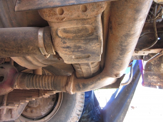 ขายสิบล้อ 2 เพลาท้ายลาด HINO FM18 เครื่อง 285 turbo inter coollor ลากแบคโฮ 200 ได้สบาย 090-8407049