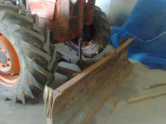 ขายรถไถ KUBOTA  8030   2เพลารถพร้อมใช้เอกสารเล่มทะเบียน