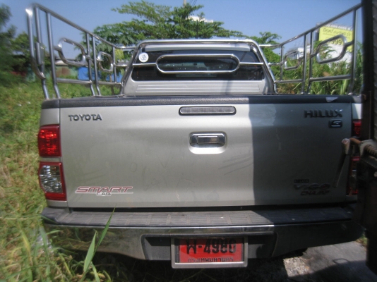 +++++ขายซากรถกระบะป้ายแดง TOYOTA Vigo Champ ปี 2012  ราคา 450,000 พร้อมเล่มทะเบียน+++++