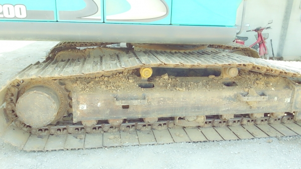 ขายรถแบคโฮ KOBELCO 200-8 YN 11 สวยครบ ไฟฟ้าเต็ม ขายรถแบคโฮ KOBELCO 200-8 YN 11 สวยครบ ไฟฟ้าเต็ม