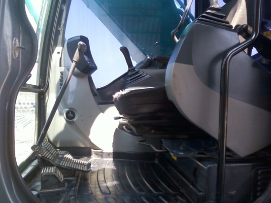 ขายรถแบคโฮ KOBELCO 200-8 YN 11 สวยครบ ไฟฟ้าเต็ม ขายรถแบคโฮ KOBELCO 200-8 YN 11 สวยครบ ไฟฟ้าเต็ม