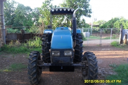 UM ไทซัน 404 4 WD 2 เพลา พร้อมโรตาลี่