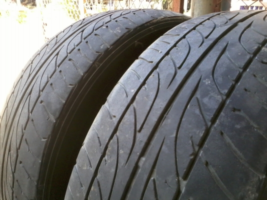 ขายยาง 215/50/17 DUNLOP ปี10 2เส้น 500 ขายยาง 215/50/17 DUNLOP ปี10 2เส้น 500