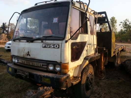 ขายด่วนไอัหลงสองเพลาสิบสปีดหางปลาขึ้นแม็คโครพร้อมเครน3ตัน5ทะเบียนท้ายลาดมีเครื่องทุ่นแรงเรียบร้อยรีบจองด่วน โทร0801515451