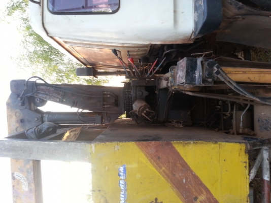 ขายด่วนไอัหลงสองเพลาสิบสปีดหางปลาขึ้นแม็คโครพร้อมเครน3ตัน5ทะเบียนท้ายลาดมีเครื่องทุ่นแรงเรียบร้อยรีบจองด่วน โทร0801515451