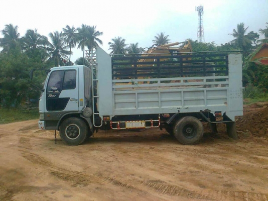 6 ล้อรั้ว HINO FC4J ปี 42 เครื่อง JO5C ออกห้างมือเดียว